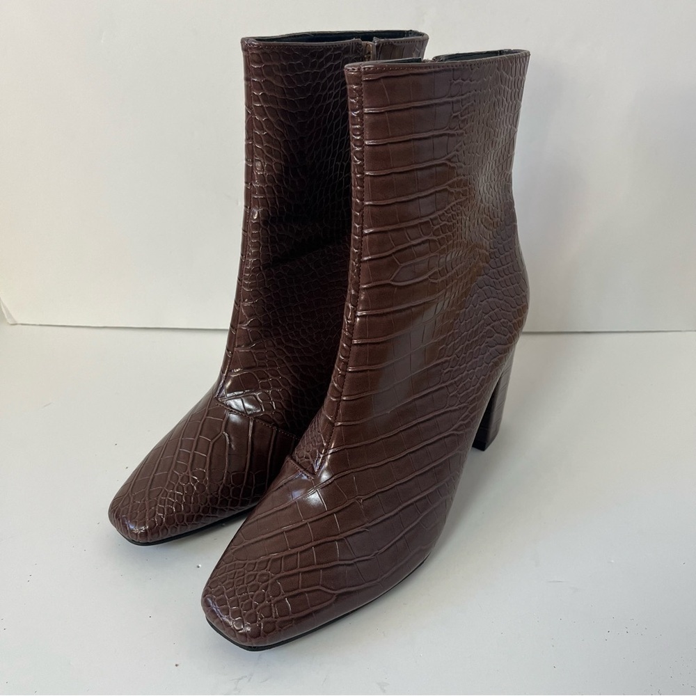 Lulus Mid-Calf Brown Faux Crocodile‎ Skin 3.5 Inch High Heel Boots Women's 11